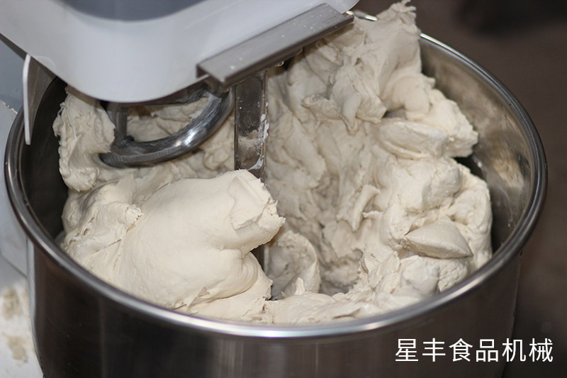 桂林食品机械工厂贴牌生产烘焙店专用和面机